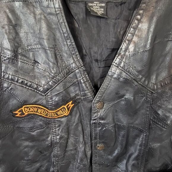 Diamond Plate Buffalo Leather Biker Vest - Picture 5 of 13